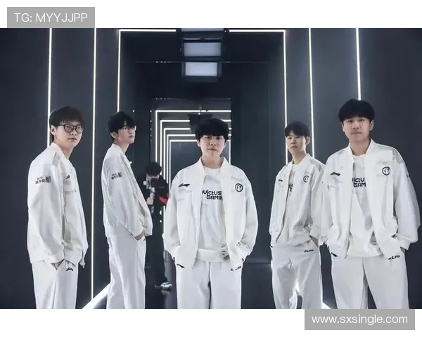 TES鏖战IG强强对决巅峰之夜燃爆全场谁能问鼎荣耀之巅